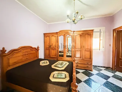Pis de 82 m² a Baza