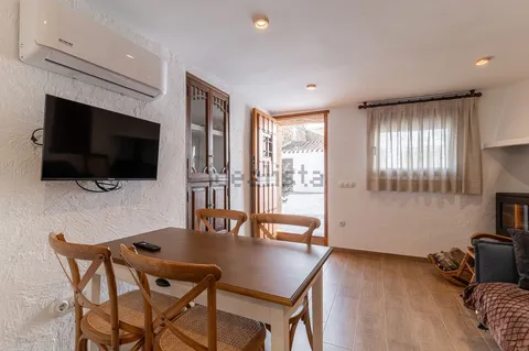 Pis de 75 m² a les Useres