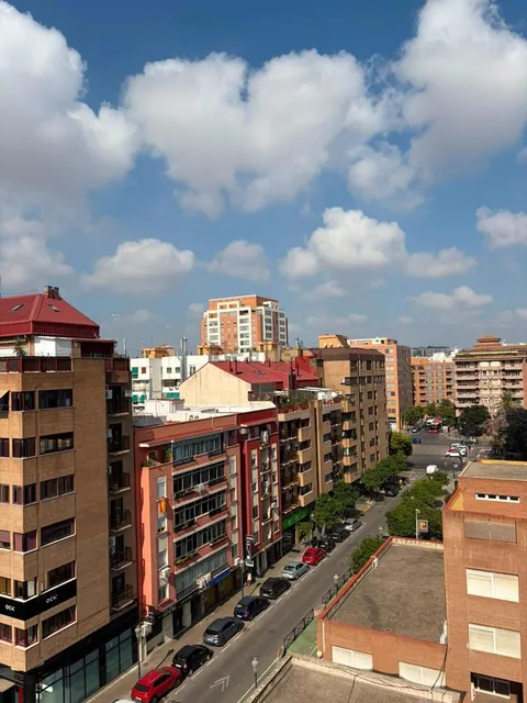 Wohnung 98 m² in Valencia