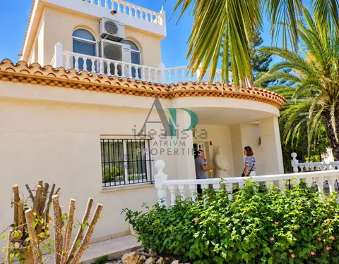 Casa de 120 m² a Oriola