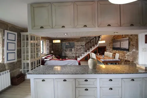 Maison 240 m² à Moaña