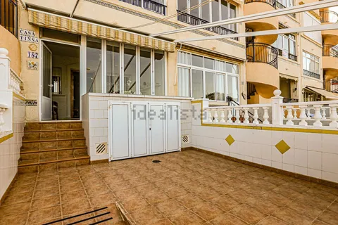 Pis de 60 m² a Oriola
