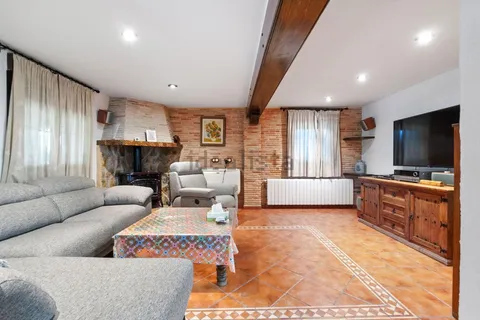 Casa de 395 m² a Onil