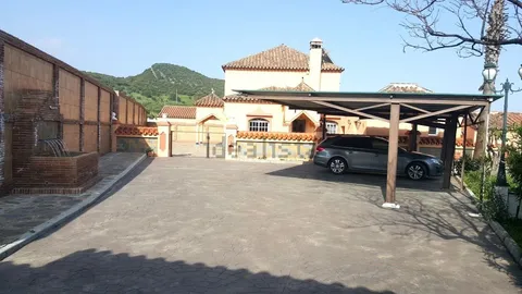 Casa de 250 m² a Casares (3/44)