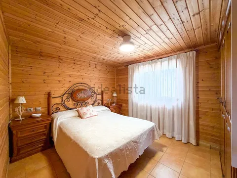 Casa de 80 m² a Oriola