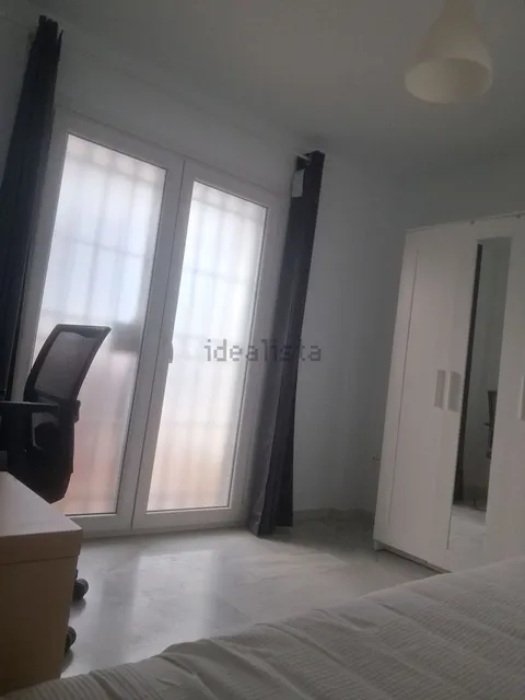 Quarto para alugar, Málaga (2/5)