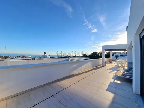 Pis de 320 m² a Estepona