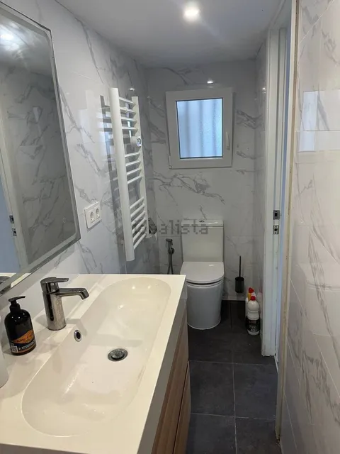 Habitació de lloguer, Vilanova i la Geltrú (4/8)