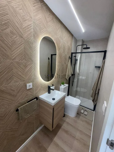 Room for rent, Seville