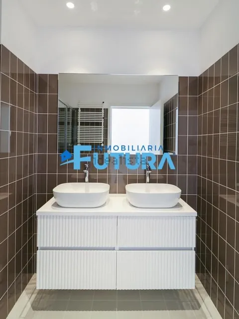 Appartement 116 m² à Lugo