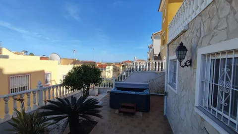 Casa de 123 m² a Oriola