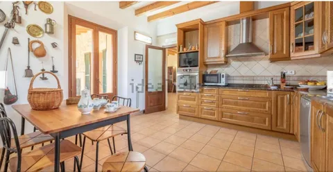 Casa 350 m² a Consell