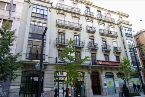 Piso de 82 m² en Granada
