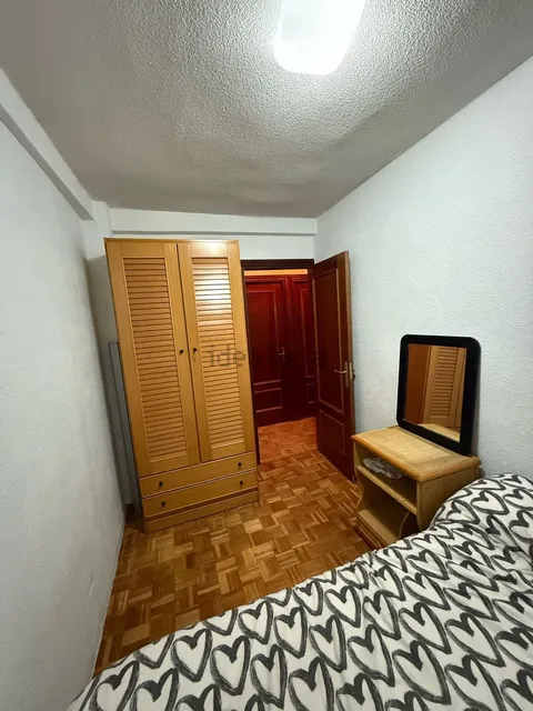 Habitació de lloguer, Madrid (3/9)