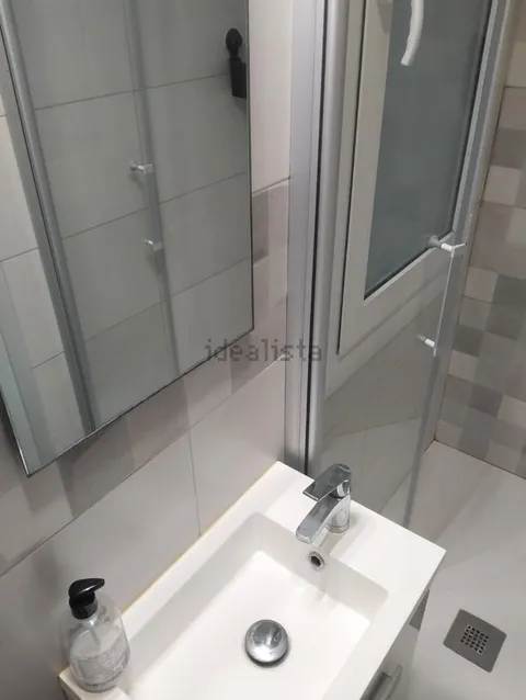 Habitació de lloguer, Barcelona (4/11)