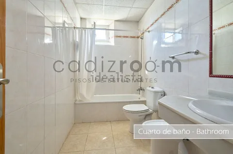 Quarto para alugar, Cádiz