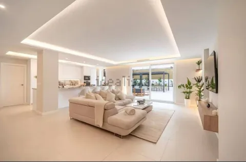 Wohnung 190 m² in Marbella (2/39)