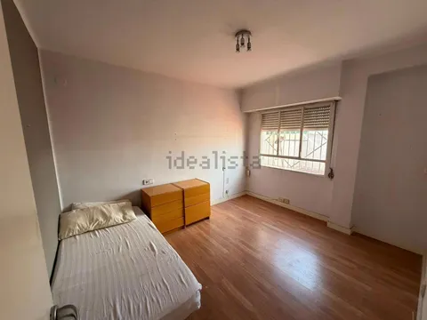 Wohnung 98 m² in Valencia