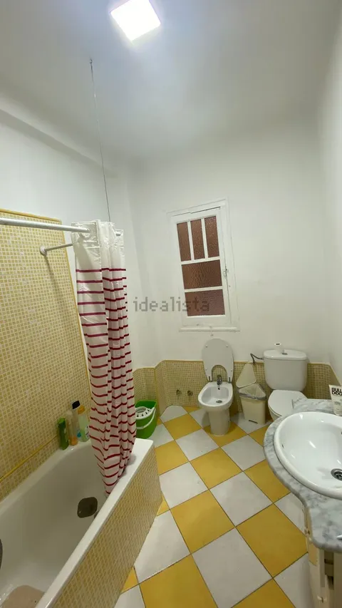 Комната в аренду, Мадрид