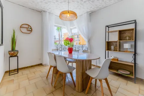 Casa de 140 m² a Tavernes de la Valldigna