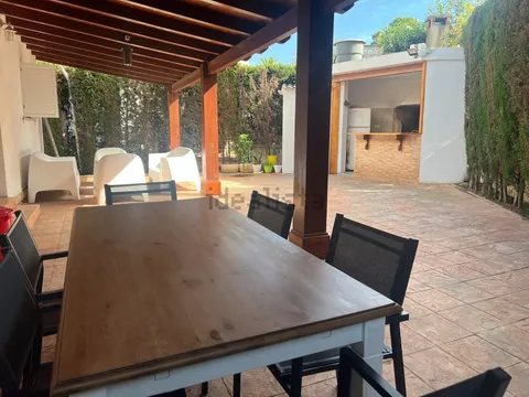 Casa 303 m² a Paterna