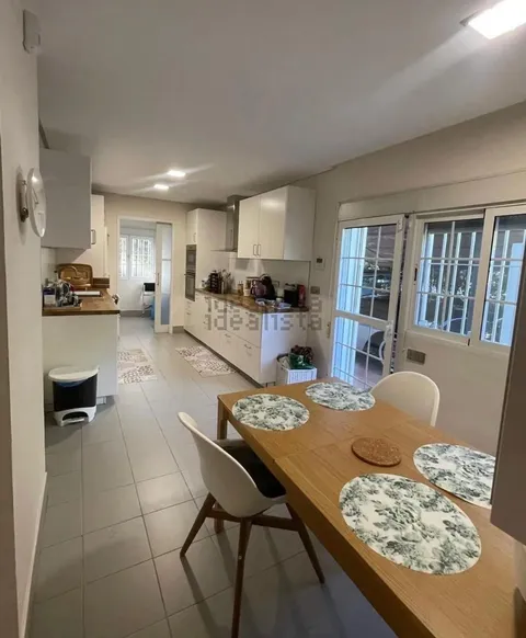 Casa de 355 m² a Mairena del Aljarafe