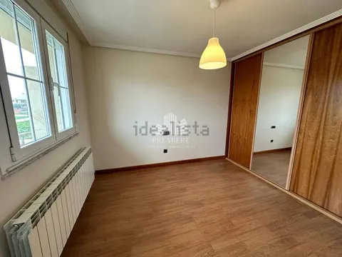 Casa 222 m² a Villares de la Reina