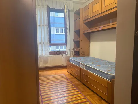 Pis de 80 m² a Gijón
