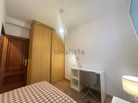 Wohnung 80 m² in Santiago de Compostela
