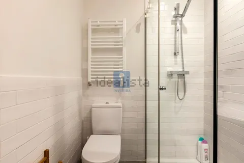 Wohnung 99 m² in Madrid