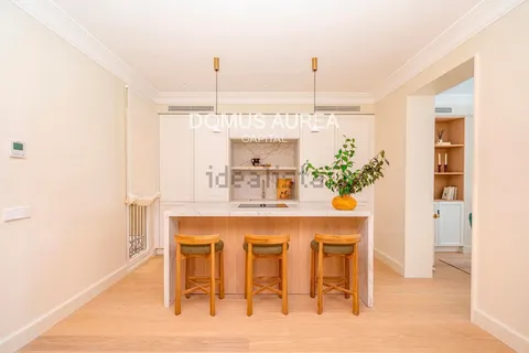 Apartamento 243 m² em Madrid