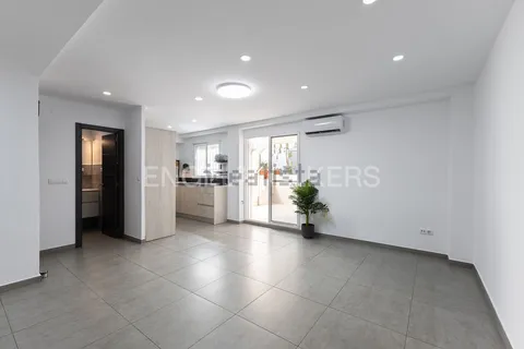 Pis de 77 m² a València