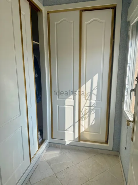 House 380 m² in Onil
