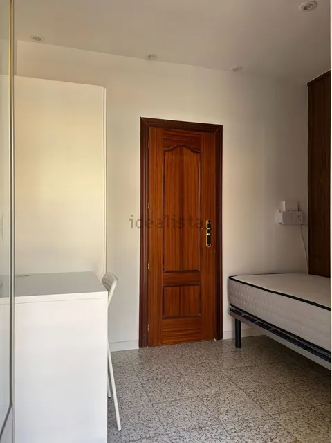 Room for rent, Madrid