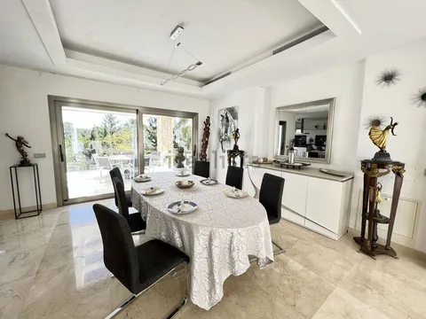 Casa 410 m² a Estepona
