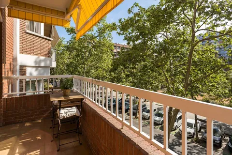 Room for rent, Barcelona (3/10)