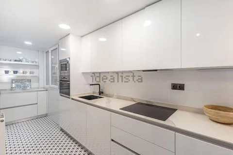 Wohnung 114 m² in Granada