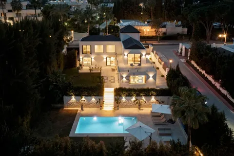 Casa de 328 m² a Marbella