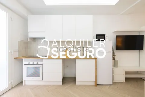 Квартира 40 м² в Валенсии (2/11)