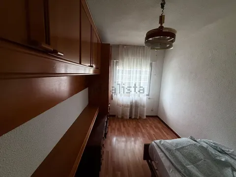 Кімната в оренду, Madrid