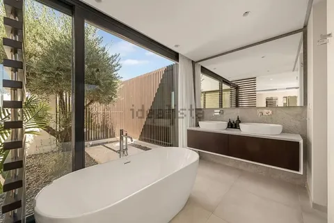 Haus 443 m² in Marbella