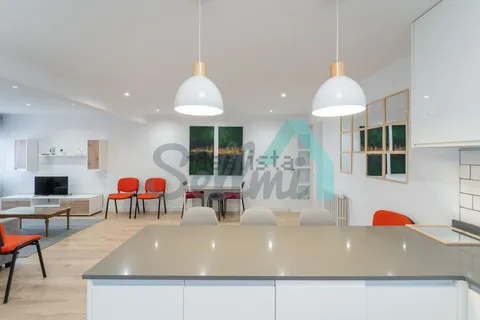 Pis de 104 m² a Oviedo