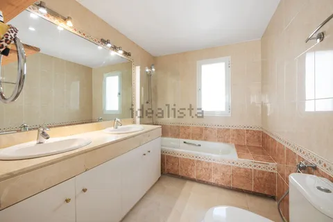 Casa de 141 m² a Estepona