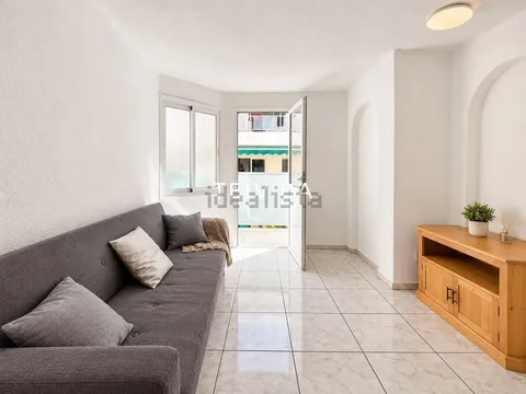 Flat 83 m² in Arona