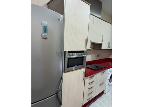 Pis de 80 m² a Ador