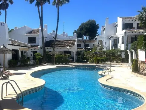 Casa de 110 m² a Oriola