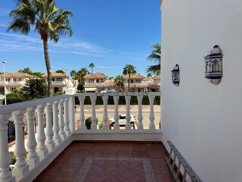Casa de 120 m² a Oriola