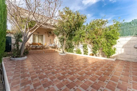 Maison 98 m² à Mont-roig del Camp