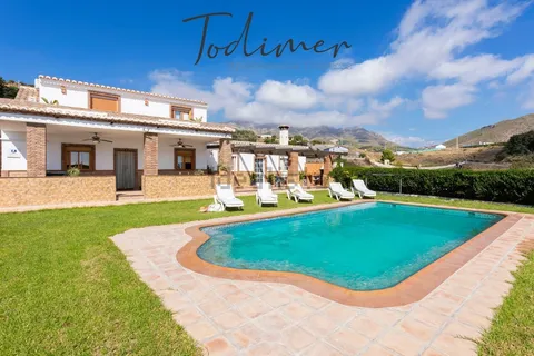 House 250 m² in Molvízar