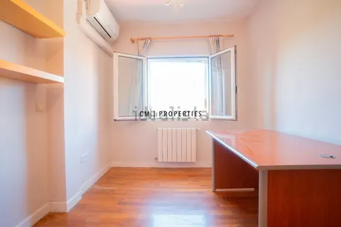 Casa de 239 m² a Paterna